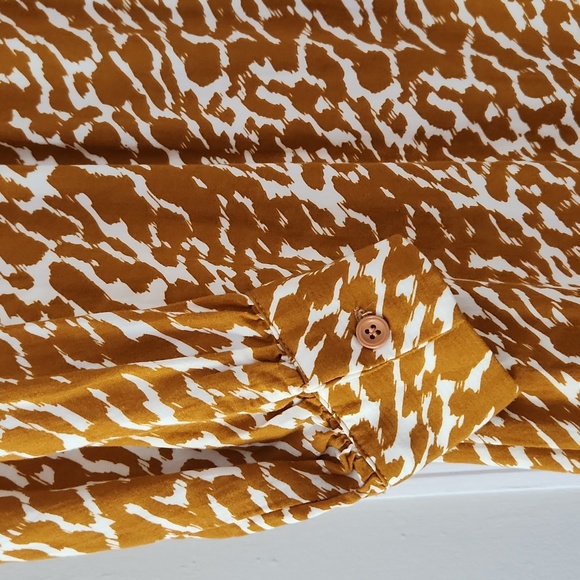 Mid Length Dress - Picture 4 of 6